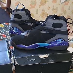 Air Jordan 8 Retro BG